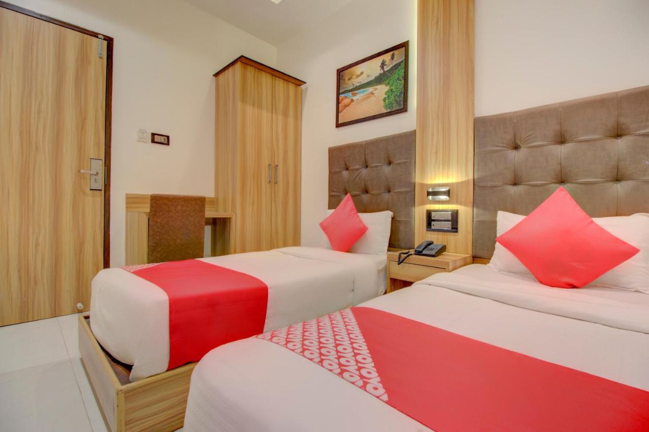 Oyo 76180 Hotel Meriton Mumbai Exterior photo