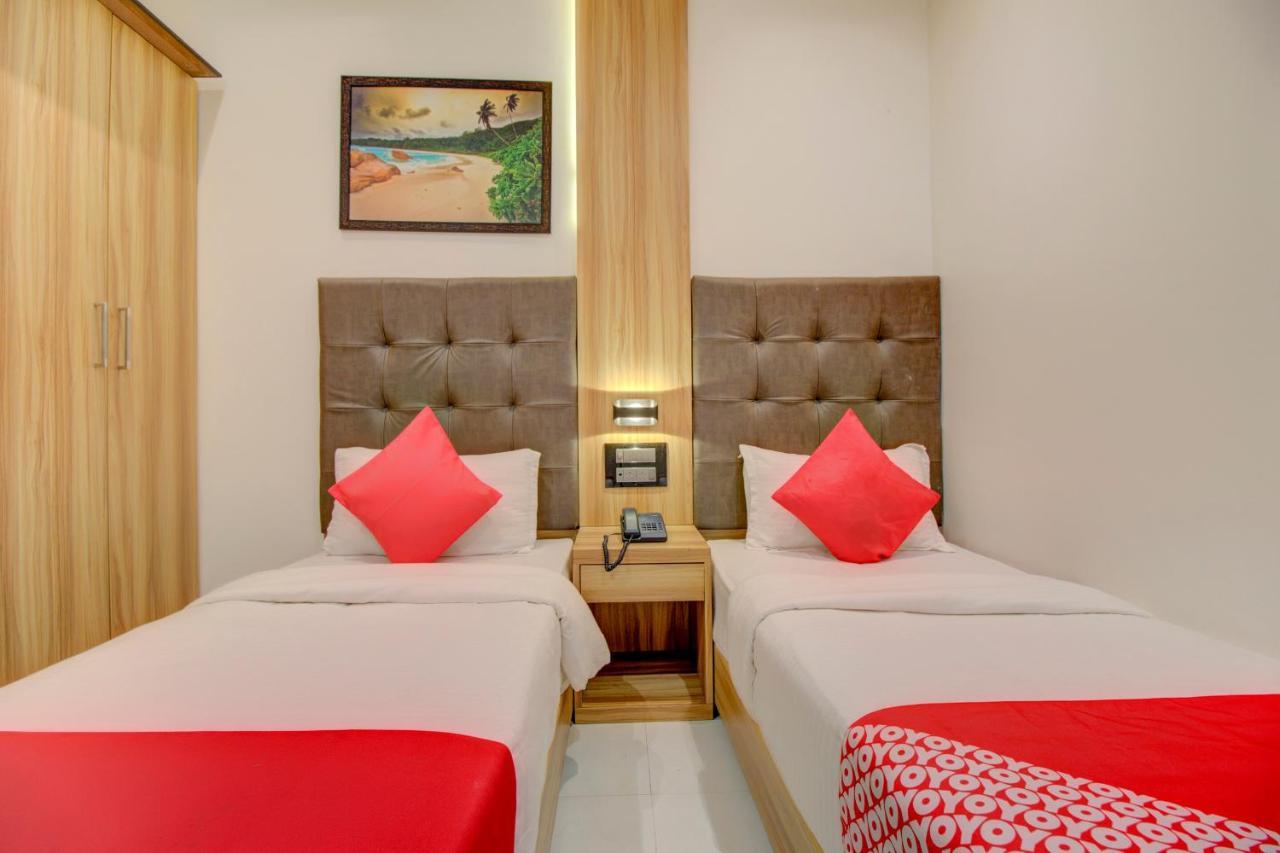 Oyo 76180 Hotel Meriton Mumbai Exterior photo