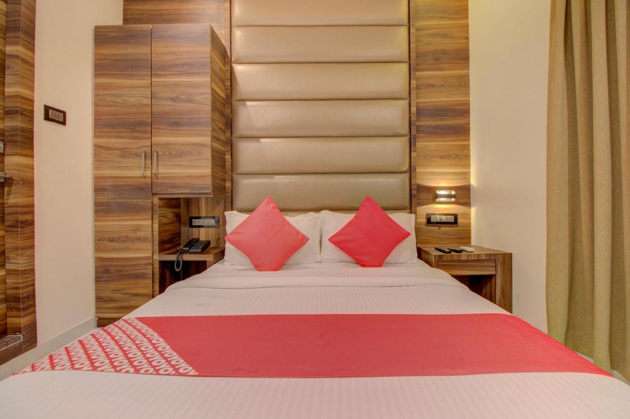 Oyo 76180 Hotel Meriton Mumbai Exterior photo